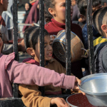 Israel to ease Gaza blockade with limited food shipments