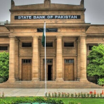 SBP makes Raast QR payments mandatory at petrol pumps by January 2027