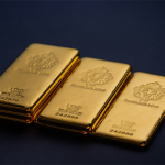 Gold price per tola drops Rs2,300