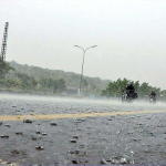 Met office warns of heavy rainfall, river flooding across Pakistan