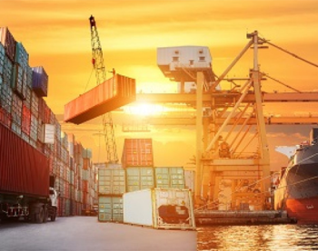 4 fuel ships reach Pakistan as 3 wait to berth amid supply concerns