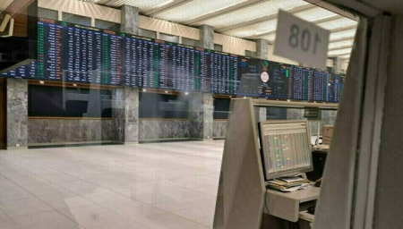 KSE-100 sinks 2% on India tensions