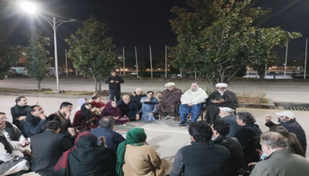 Imran Khan to be shifted to hospital as govt forms medical board amid protests