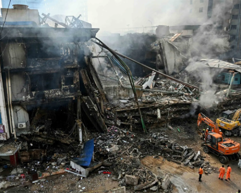 Gul Plaza management blamed for fatal fire incident