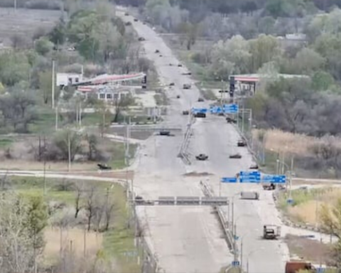 Russia, Ukraine agree to localised ceasefire for aid
