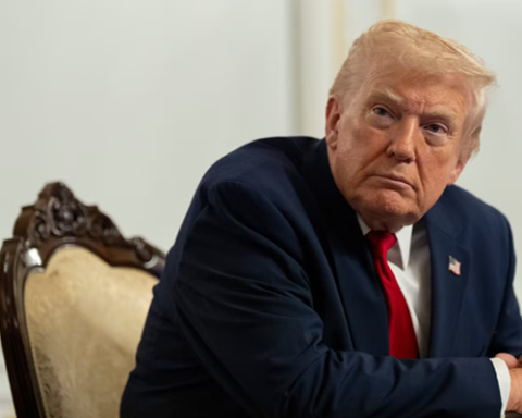 Secret Turkey plane switch followed Iran threat says Trump