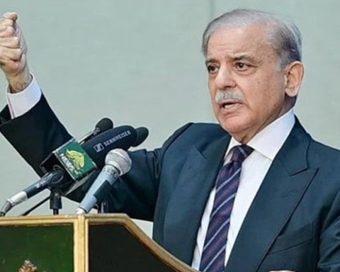 PM Shehbaz hails overseas Pakistanis as FY2025-26 remittances reach record $41.6 billion