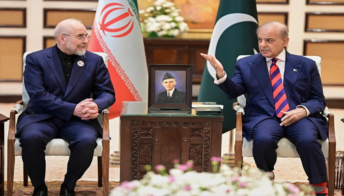 Iran FM Abbas Araghchi heads to Pakistan as Islamabad hosts key ceasefire talks
