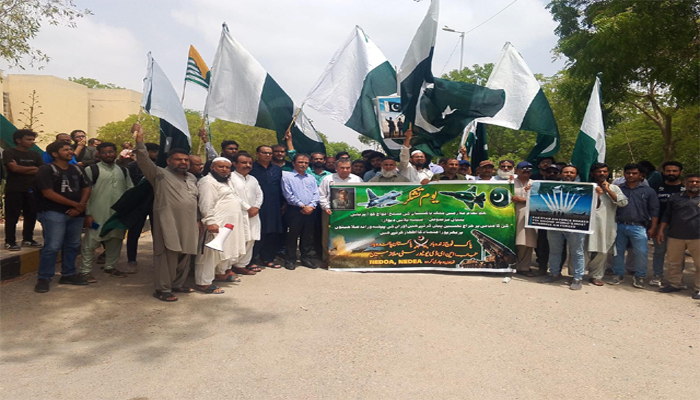NED University marches in support of Pak army