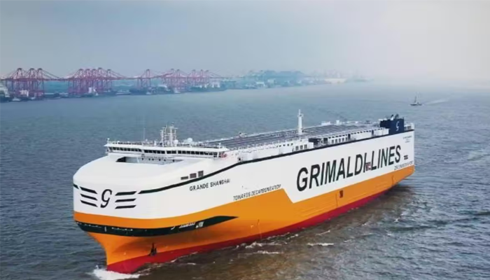 Pakistan receives first RoRo shipment as over 2,000 electric vehicles arrive at Karachi Port