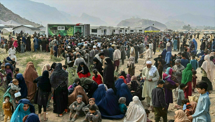 Afghan refugees in Pakistan given deadline to leave by June 30