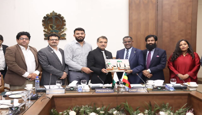 Lahore Business Chamber hosts ambassador Dr. Oumer for business dialogue 