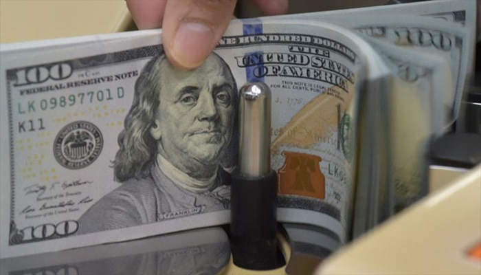 Pakistan’s dollar crackdown drives black market online