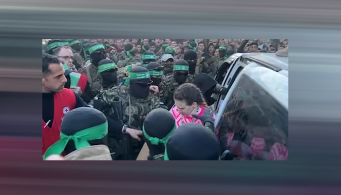 Hamas hands over 7 Israeli hostages