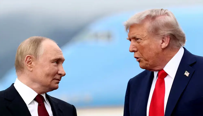 Trump discusses Ukraine ceasefire in call with Putin