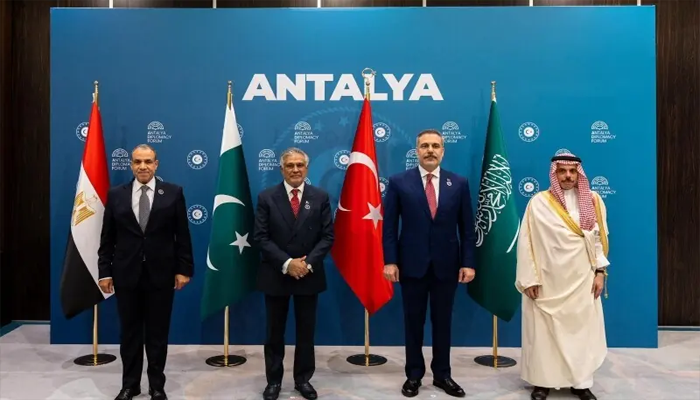 Pakistan, Saudi Arabia, Turkiye, Egypt discuss Middle East crisis diplomacy
