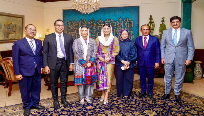 Indonesian official meets Pakistan First Lady to strengthen cooperation
