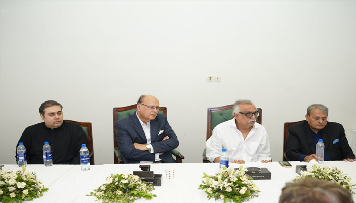 Rotary Club of Karachi Centennial hosts policy dialogue on Karachi's administrative future