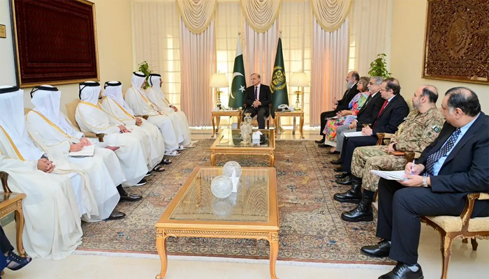 PM Shehbaz invites Qatari investment under SIFC framework