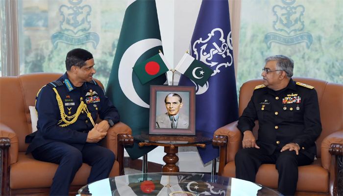 Bangladesh Air Chief meets Pakistan’s top Military leadership to boost defence ties