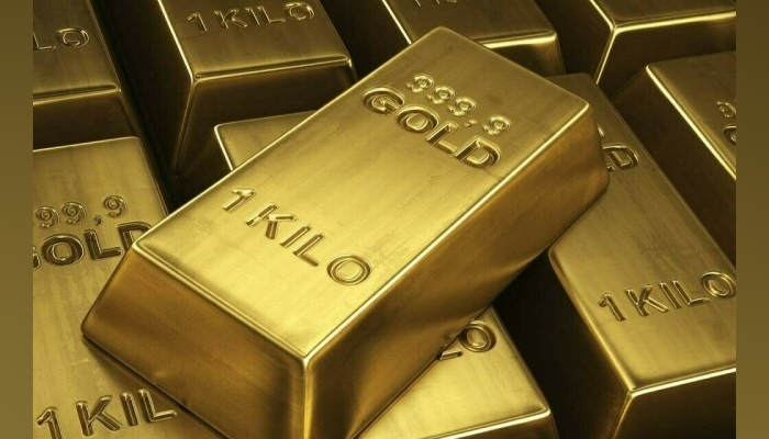 Gold falls by Rs.1,600 per tola in Pakistan
