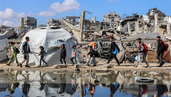 Hamas open to long Gaza truce, rejects disarming